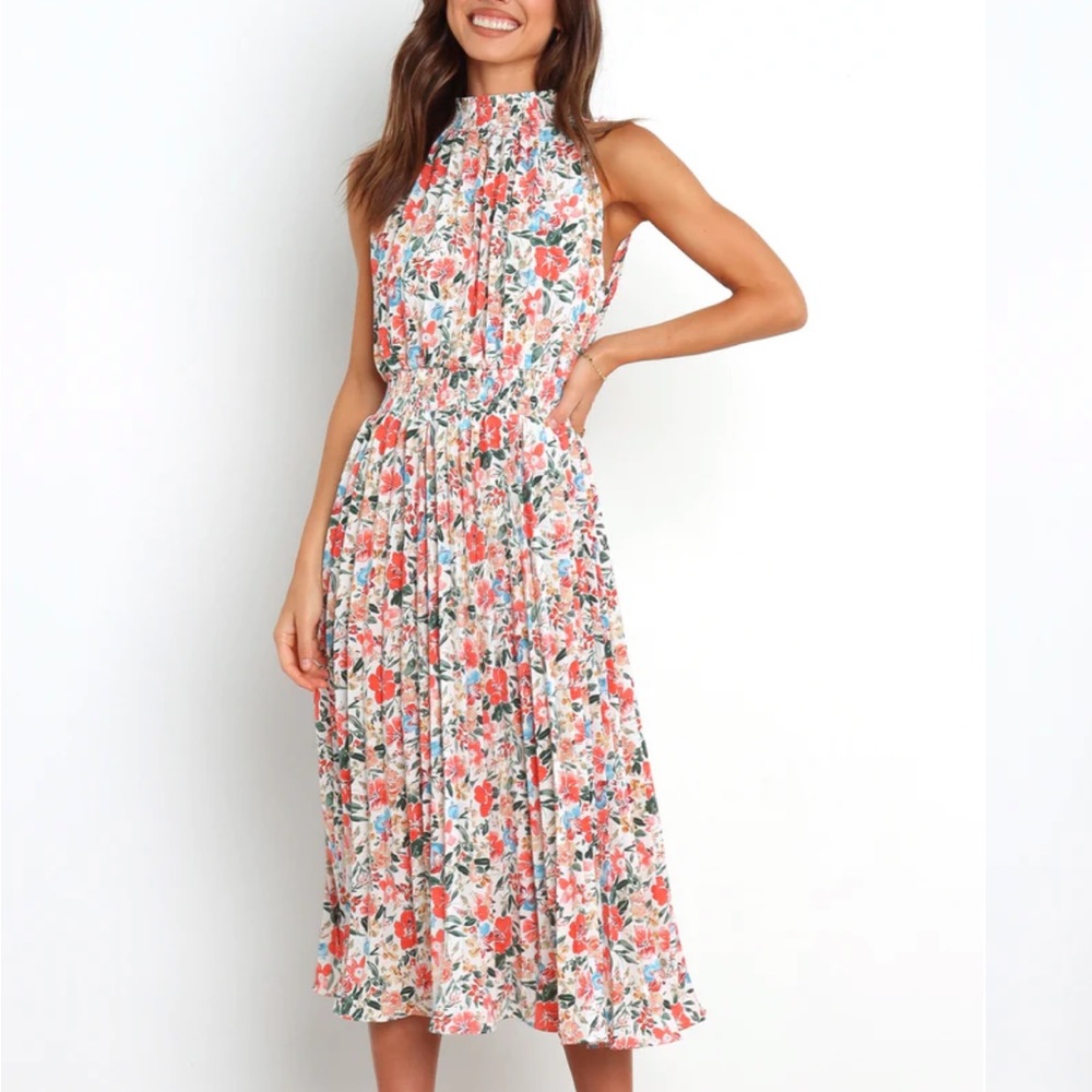 Petal and pup Deanna dress